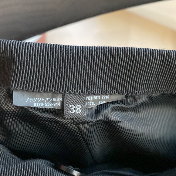 Prada block color a-line skirt. - Picture 6 of 7